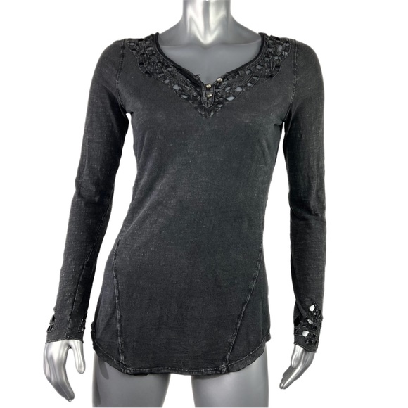 Free People | Luna Cut Out Henley Top Distressed Black size Medium - Picture 2 of 11